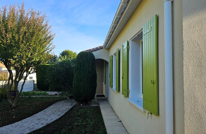 MAISON DE PLAIN-PIED avec PISCINE — photo 2