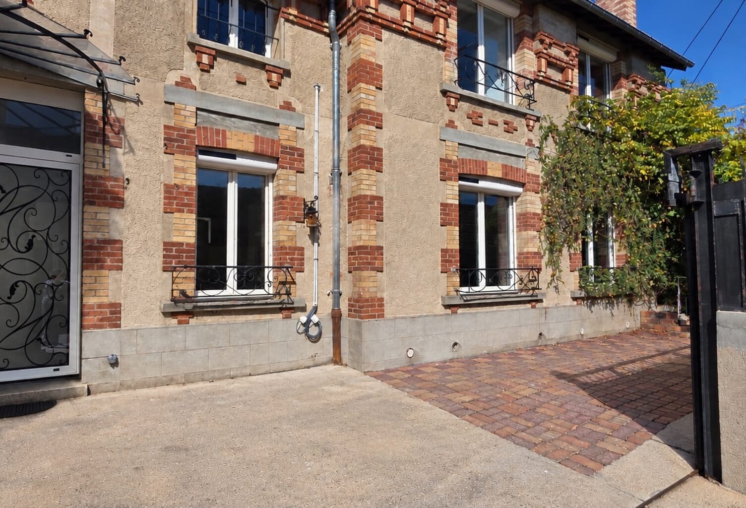 Vente Maison de village 8 pièces — photo 1