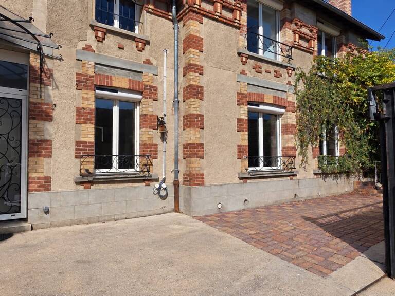 Vente Maison de village 8 pièces — photo 1