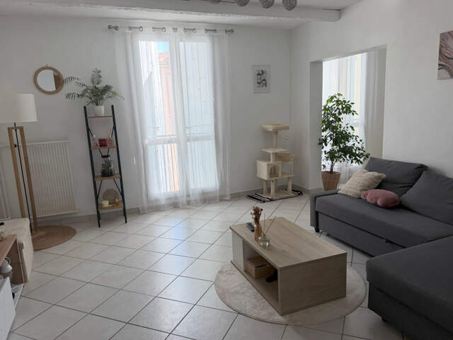 Appartement T4 saint- paul- trois -chateaux avec cave — photo du bien