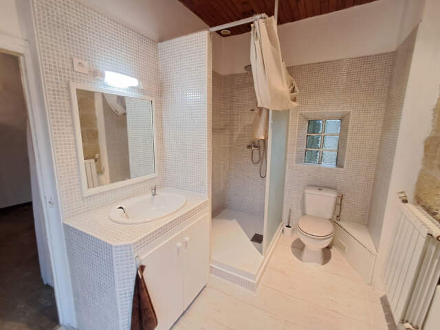 A VENDRE - CHARMANTE MAISON DE VILLAGE -  AIGUES VIVES — photo du bien