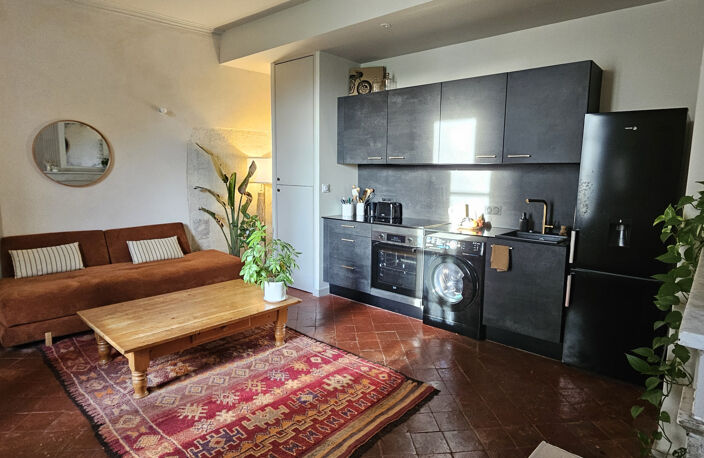 Appartement  2 pièces  37.80 m2  UZES — photo 2