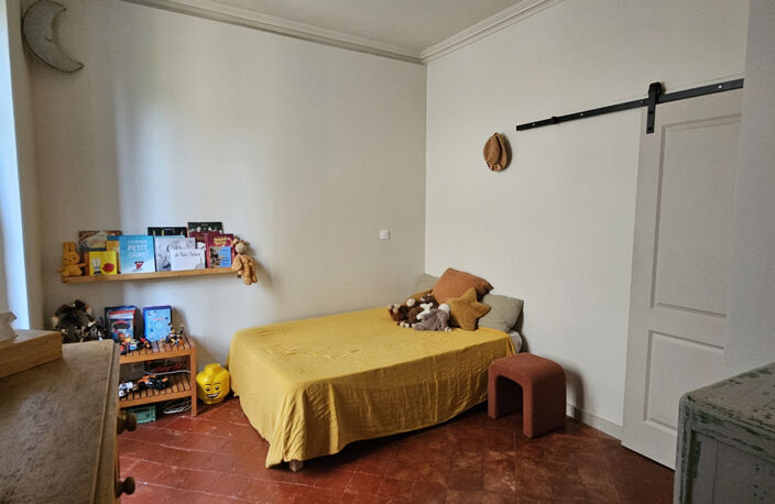 Appartement  2 pièces  37.80 m2  UZES — photo 3