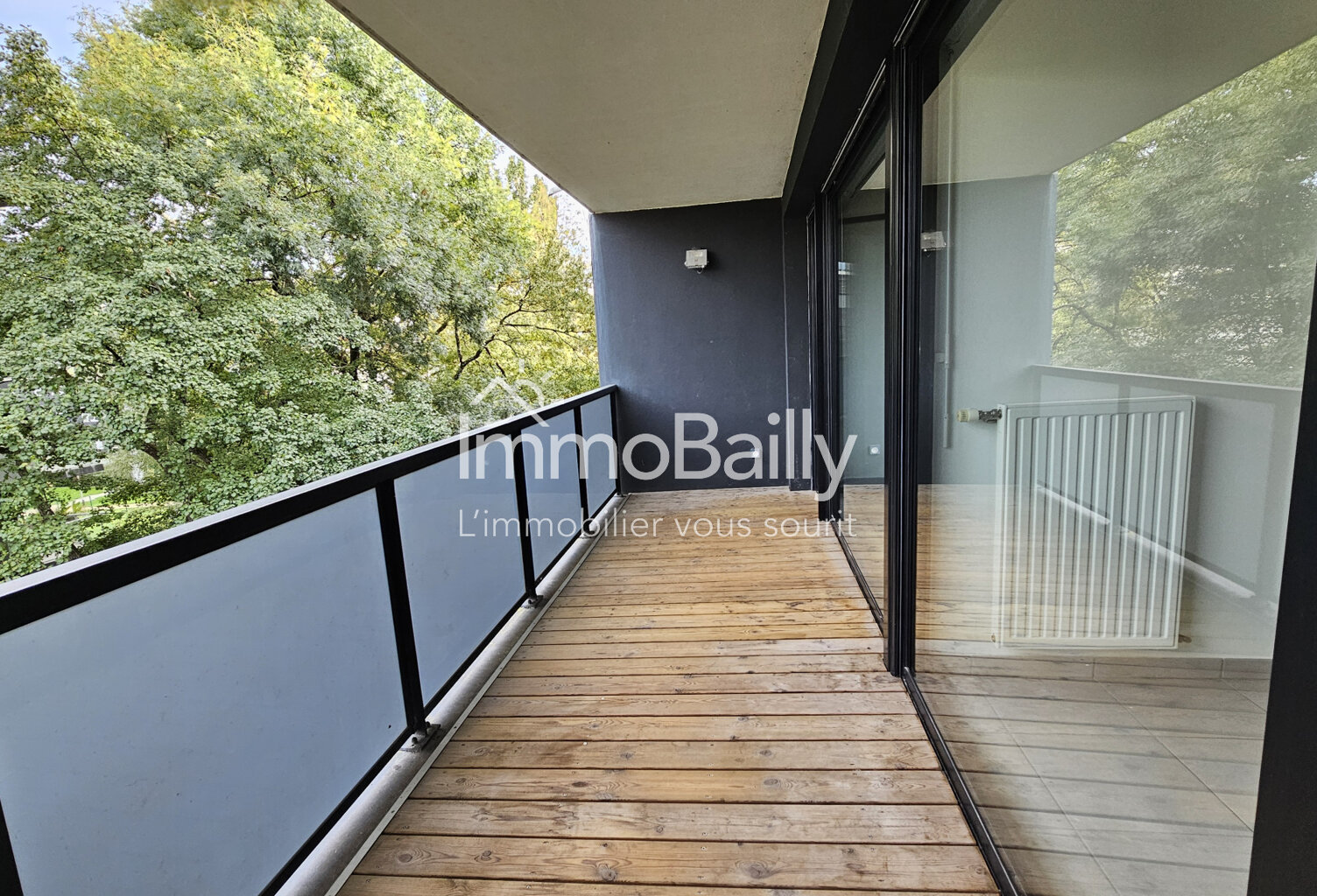 APPARTEMENT T2 AVEC BALCON ET PARKING — photo 1