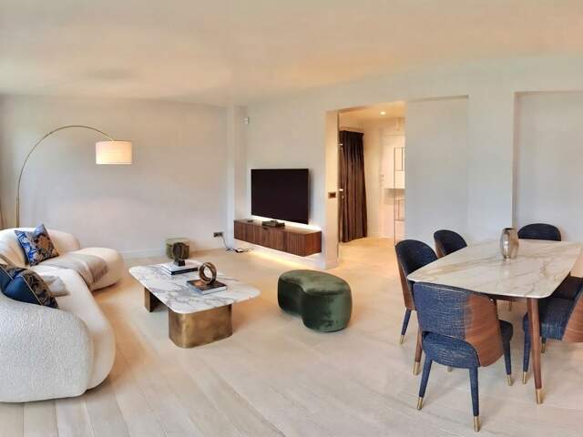 NEUILLY SUR SEINE - BEAU 4-5 PIECES DE 100m2 — photo du bien