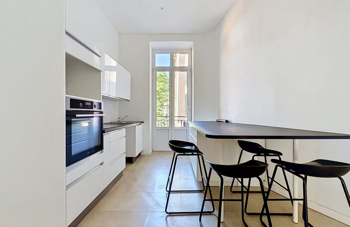 Appartement  - 4 pièces  - 141.0 m² — photo 4