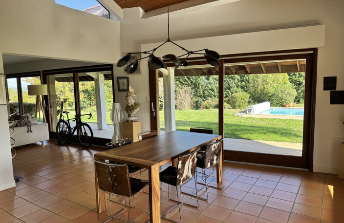 Villa de caractère avec piscine — photo 4