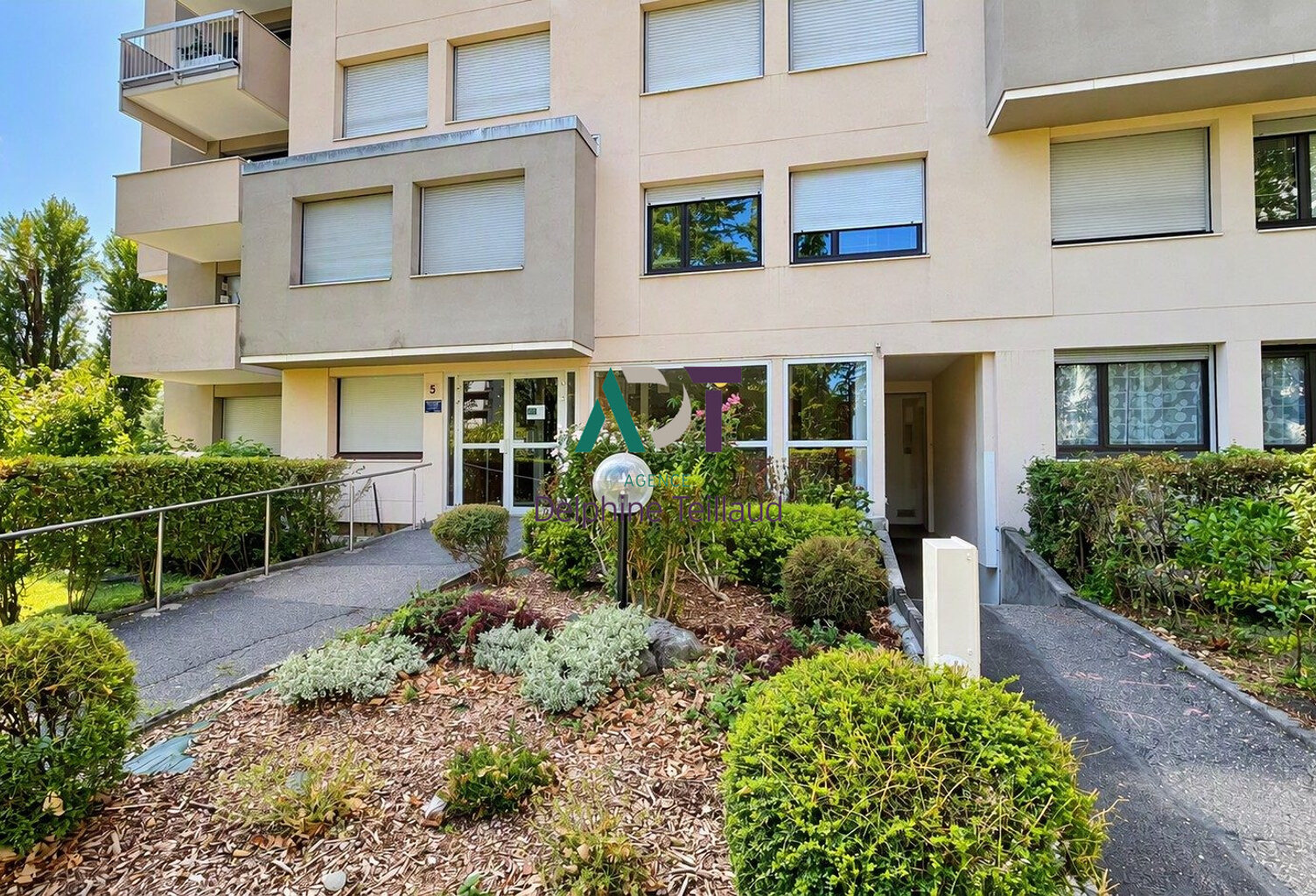 Appartement à vendre Meylan — photo 1