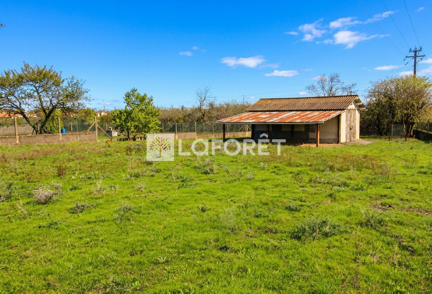 À vendre à Craintilleux : terrain d'environ 800 m², entièrement viabilisé, — photo 1