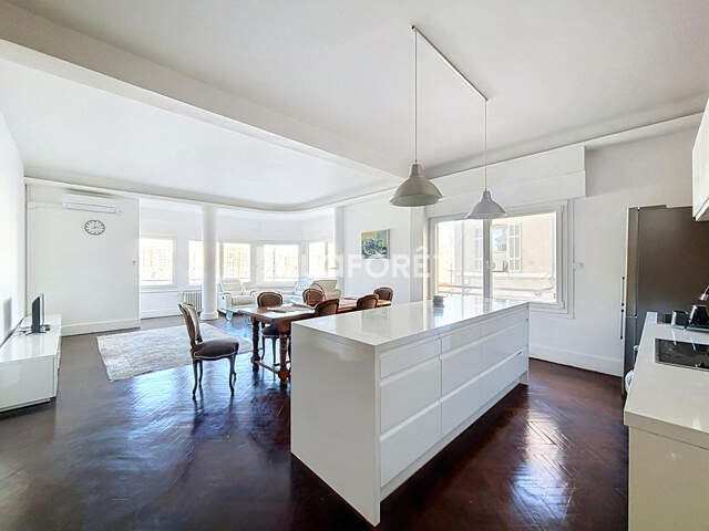 Marseille 7e - Magnifique T4 de 126 m² face au Vieux-Port + chambre de service — photo du bien