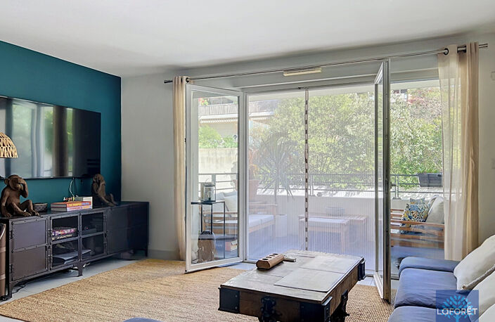 GRAND T2 DE 46,50 M² AVEC TERRASSE ET BOX — photo 4