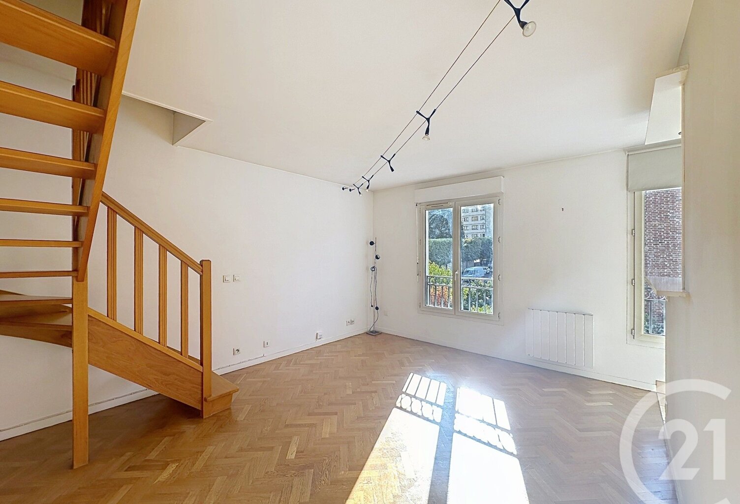 Location appartement 2 pièces 40 m² à Thiais (94320) — photo 1