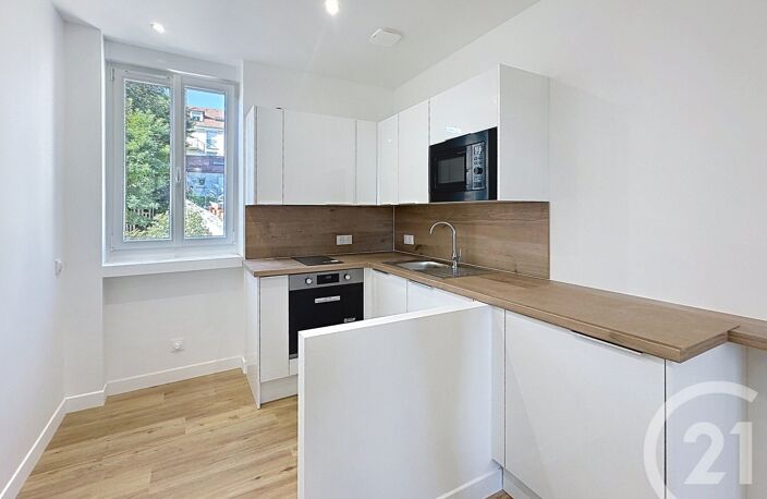 Location appartement 1 pièce 23 m² à Thiais (94320) — photo 2