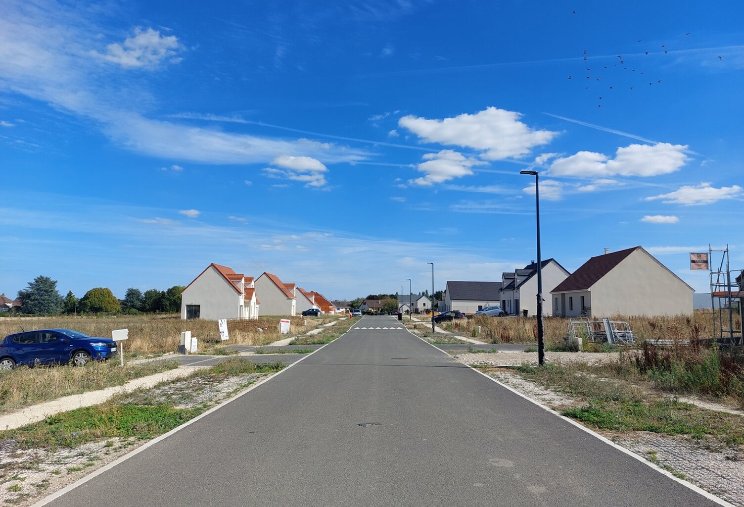 Vente terrain  701 m² Maintenon (28130) — photo 1