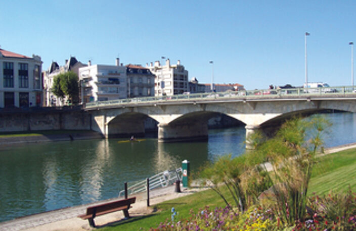 Vente terrain   Saintes (17100) — photo 2