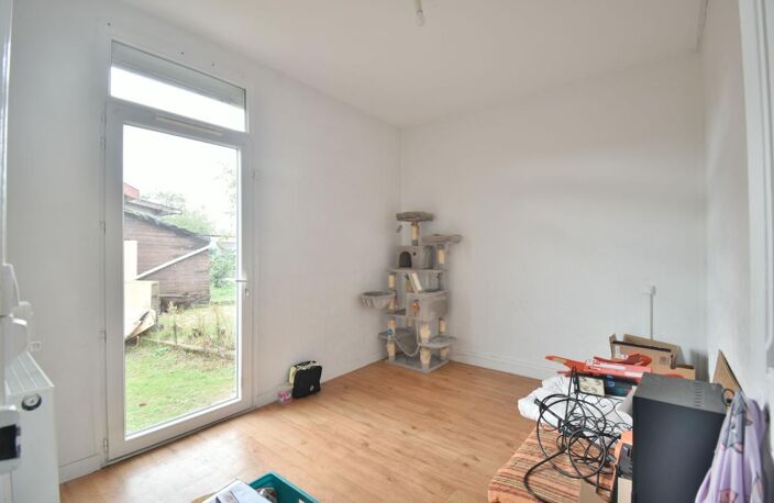 Ensemble de deux maisons mitoyenne à vendre avec jardins et garages — photo 5