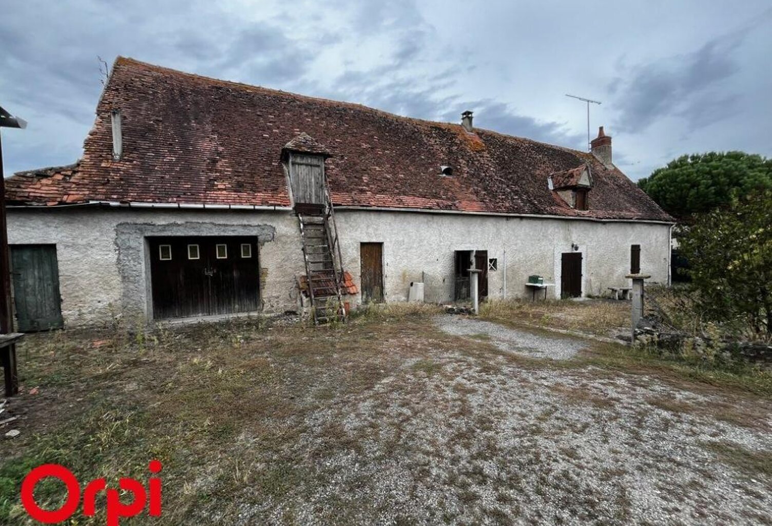 Maison de plain-pied à rénover — photo 1