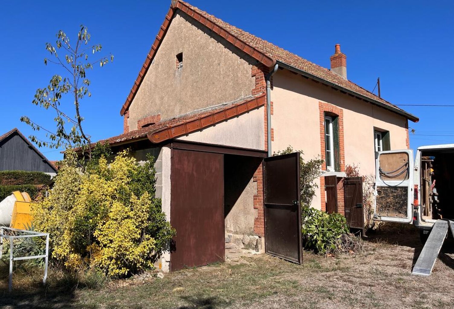 Maison À Vendre — photo 1