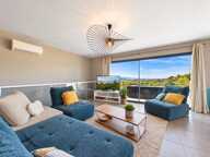 VILLA CONTEMPORAINE AVEC TERRAIN PISCINABLE A AFA — photo 3