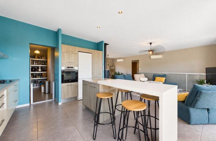 VILLA CONTEMPORAINE AVEC TERRAIN PISCINABLE A AFA — photo 5