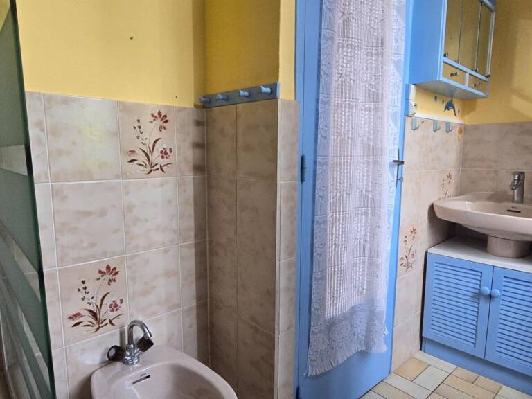 LURE - Maison avec jardin à rénover ? Idéale premier achat ou investissement — photo 1