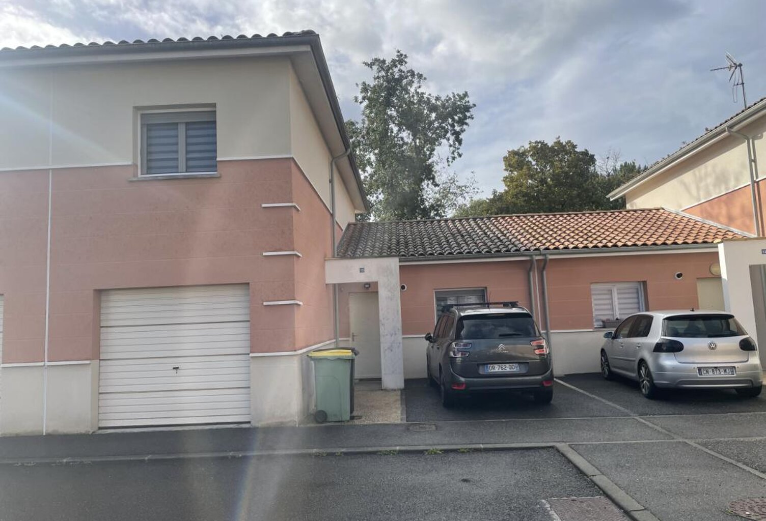 Maison récente libre à Saint Aubin de Médoc — photo 1