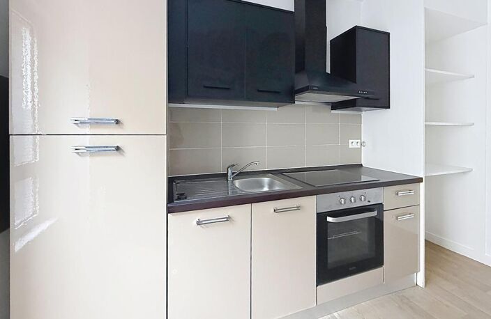 Appartement À Louer — photo 2