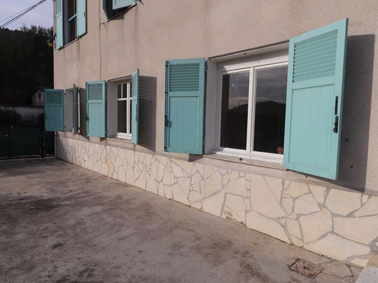 DEUX PIECES - REZ DE CHAUSSEZ - LA POINTE DE CONTES — photo 1
