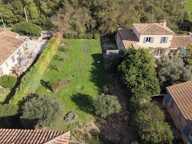 Montfaucon secteur résidentiel, Terrain à bâtir plat - 755 m² - Clos et arboré - Libre de constructeur — photo 3