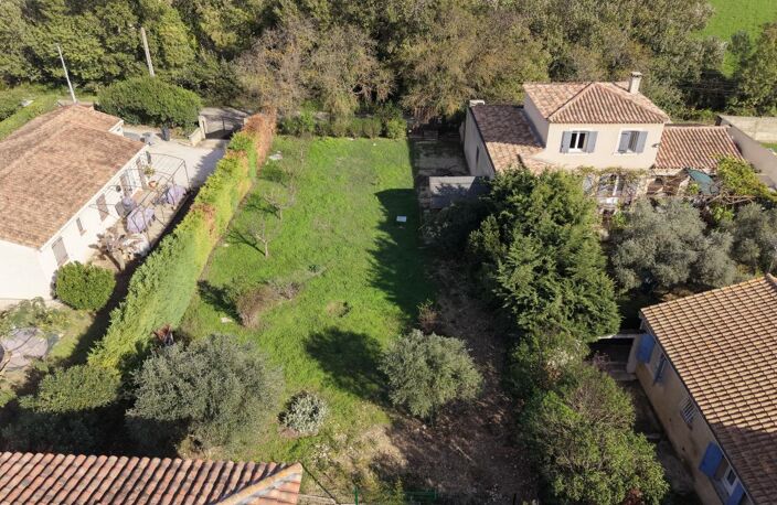 Montfaucon secteur résidentiel, Terrain à bâtir plat - 755 m² - Clos et arboré - Libre de constructeur — photo 4