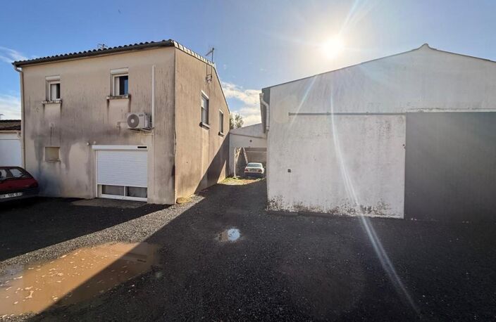 ENSEMBLE IMMOBILIER À FORT POTENTIEL AU CŒUR DE DOMPIERRE-SUR-MER — photo 3