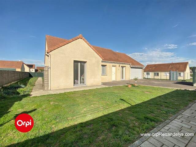 Maison  3 chambres - Terrain 511 m² — photo du bien