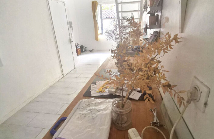 T2 Duplex 38m²  Place Carnot / Gare St Roch — photo 3