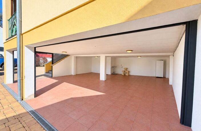 SAINT-LOUIS – MAISON MITOYENNE DE 101,5 M² – 3 CHAMBRES – TERRASSE COUVERTE DE 62,7 M² – COUR ET GRAND GARAGE — photo 4