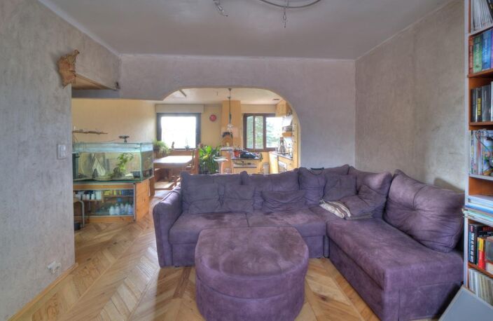 A VENDRE - POUGNY (01550) – Lumineux T3 traversant 74 m², Vue montagnes, proche Genève — photo 3