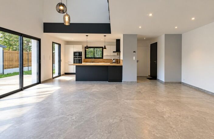 MAISON CONTEMPORAINE - 140 m² - MEUCON — photo 4