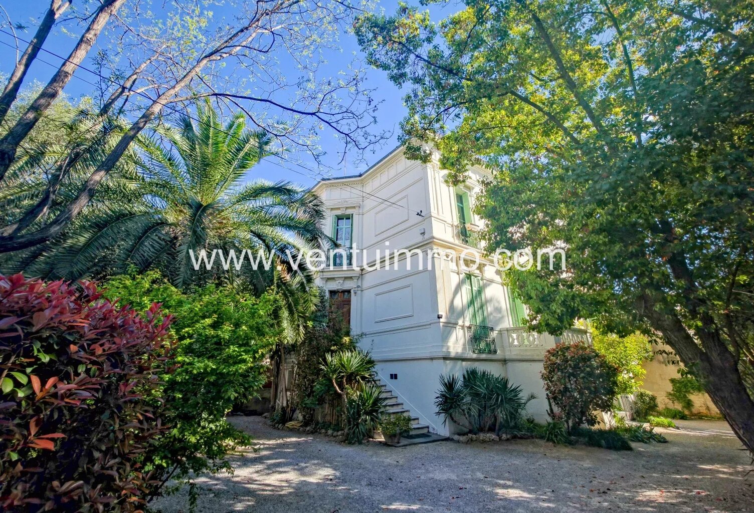 Au sein d' une propriété classée, superbe T3 avec jardin privati — photo 1