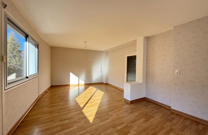 Appartement Marcombes, Salin, CLERMONT FERRAND (63) — photo 2