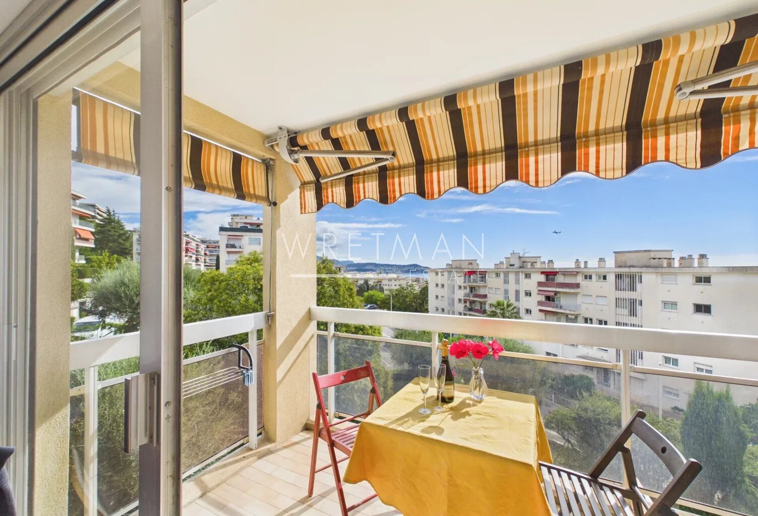 Lumineux appartement 2 pièces avec balcon – Nice Napoléon III — photo 1