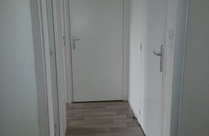 Appartement de 65m2 à louer sur Cépet — photo 3