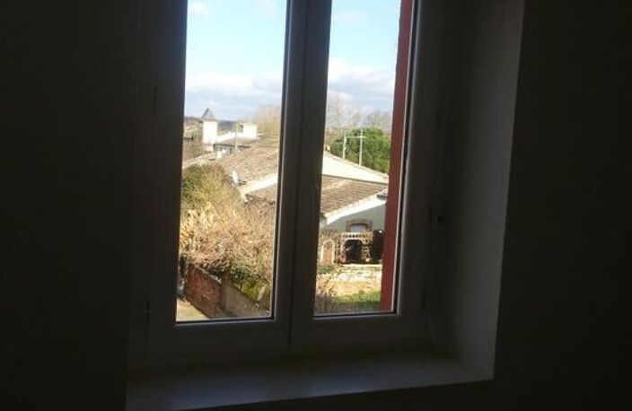 Appartement de 65m2 à louer sur Cépet — photo 5