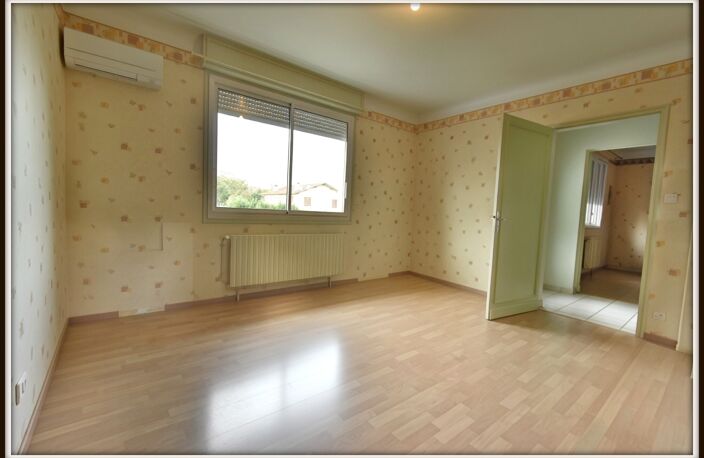 PROCHE DAX ( Entre Dax & Mont de Marsan ) PROPRIETE - MAISON TRADITIONNELLE T5 - DEPENDANCE 213 m2 — photo 5