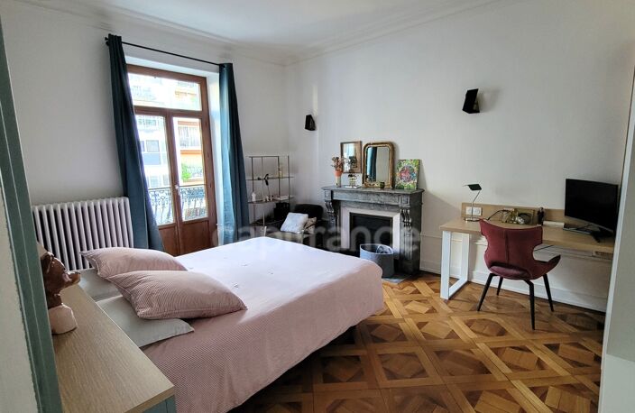 Appartement atypique 3 pièces 72m² — photo 3