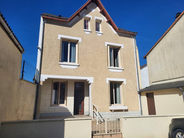 Maison à vendre 5 pièces AIRVAULT (79) TERRAIN 148 m² — photo 1
