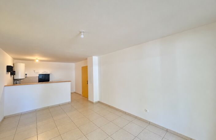 À vendre – Appartement T3 avec parking couvert au Tampon 97430 — photo 2