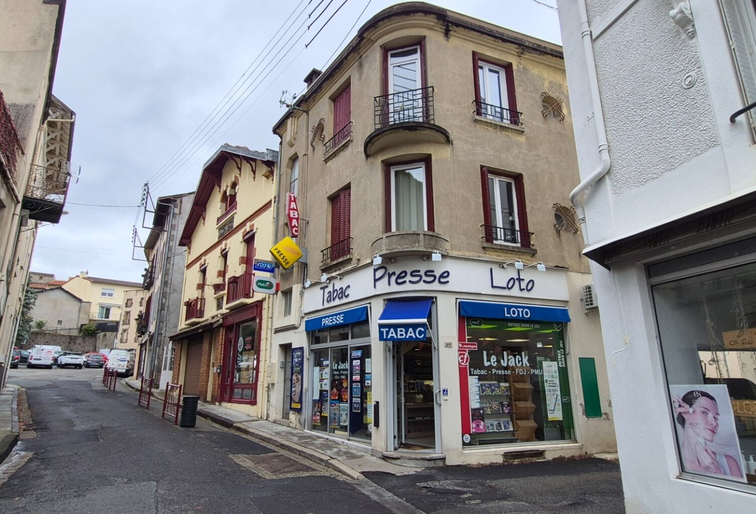 Tabac-Presse à vendre à CHATELGUYON (63) — photo 1