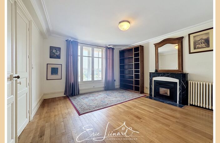 Maison à vendre 8 pièces SAINT MAIXENT L'ECOLE (79) — photo 4