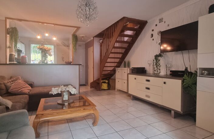 Maison à vendre 5 pièces CERGY (95) — photo 2