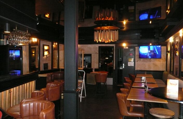COGNAC Centre A Vendre Fonds de commerce BAR-BRASSERIE — photo 2