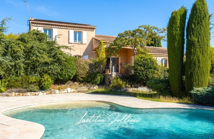 MARSEILLE 12e | VILLA T5 DE 165 m² EN POSITION DOMINANTE – VUE DÉGAGÉE, VUE MER ET PISCINE — photo 5